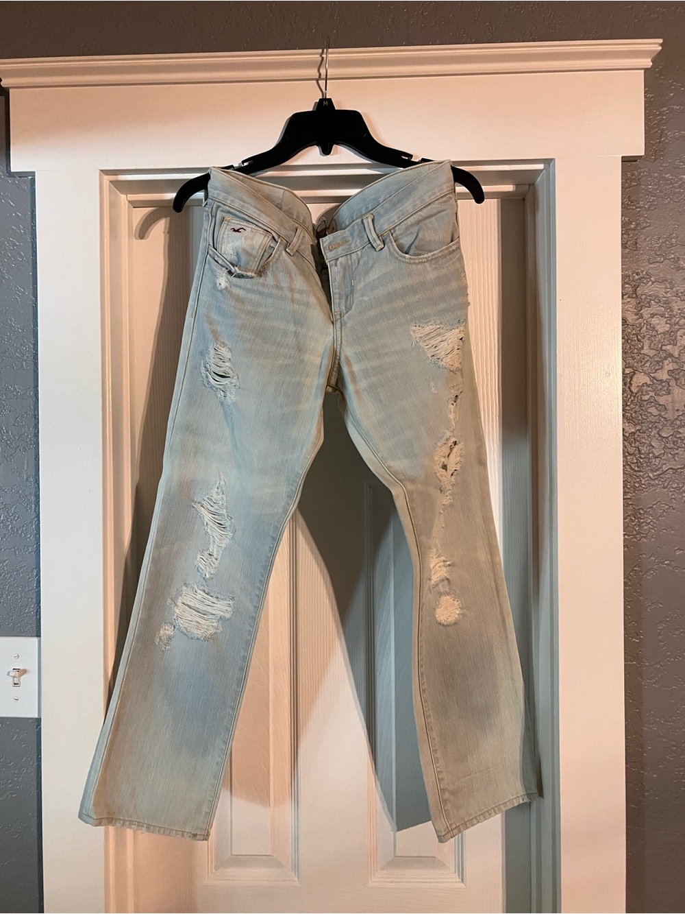 Hollister Light Blue Distressed Straight-Leg Jeans